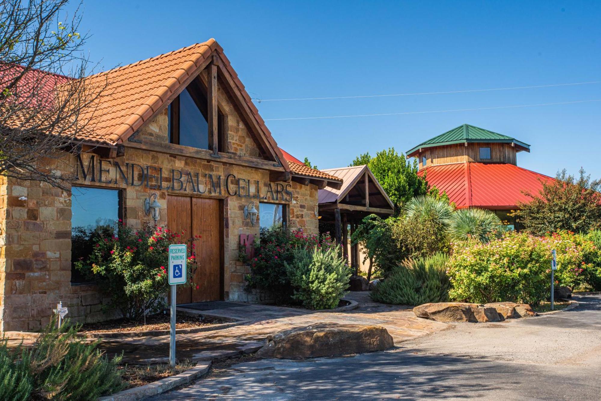 Pecan Cabin Fredericksburg Exterior photo